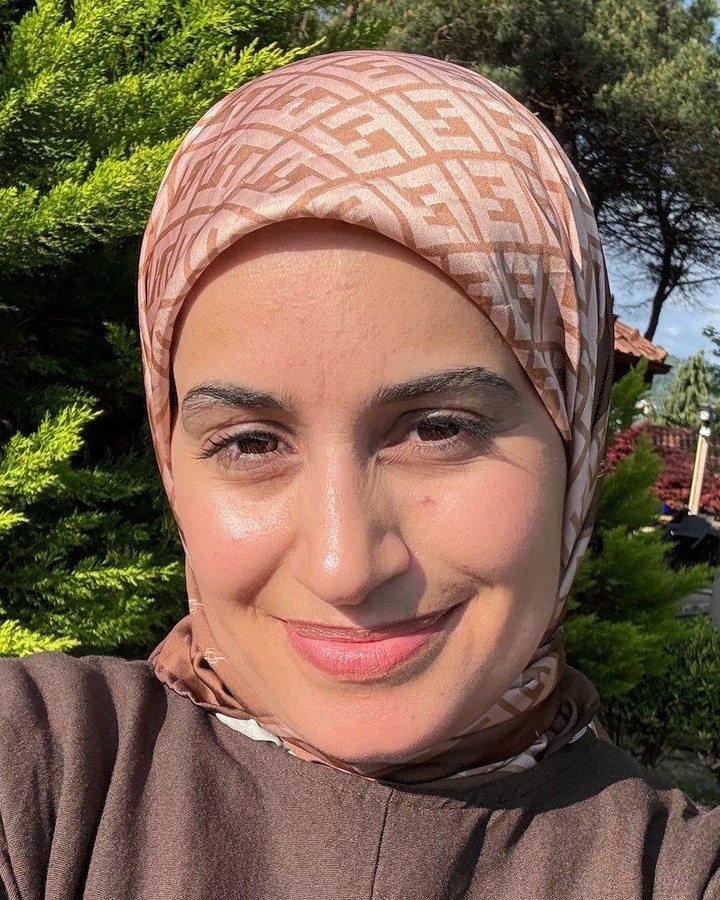 Sana Louhichi portrait